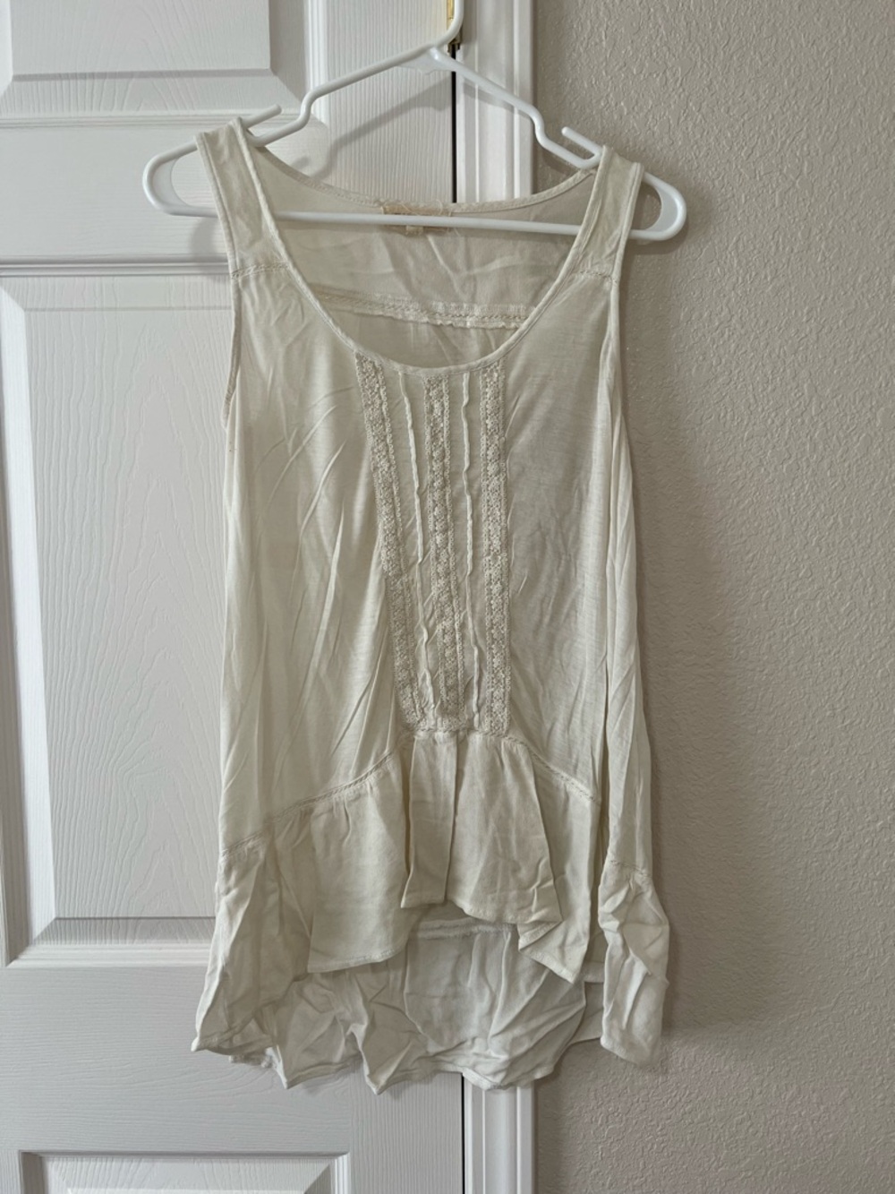 Black Swan Cream Lace High Low Tank Top Tunic Size Large